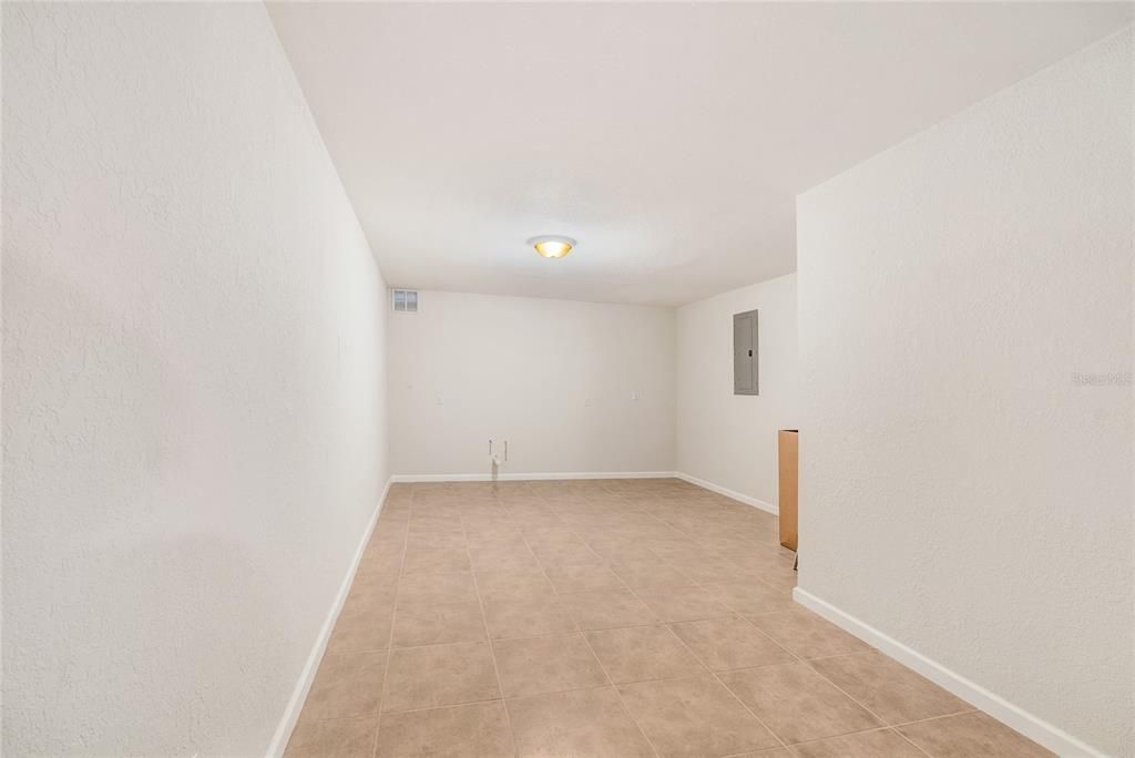 Active With Contract: $679,000 (4 beds, 3 baths, 4846 Square Feet)