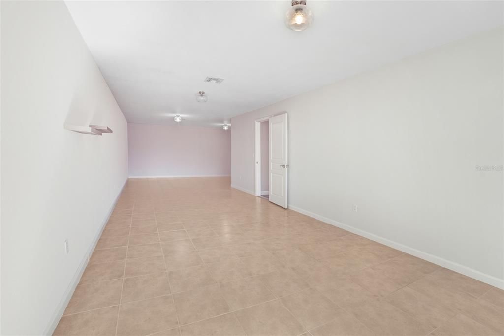 Active With Contract: $679,000 (4 beds, 3 baths, 4846 Square Feet)