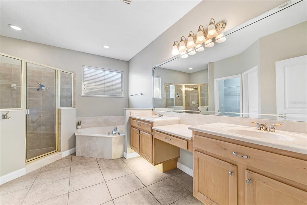 Active With Contract: $679,000 (4 beds, 3 baths, 4846 Square Feet)