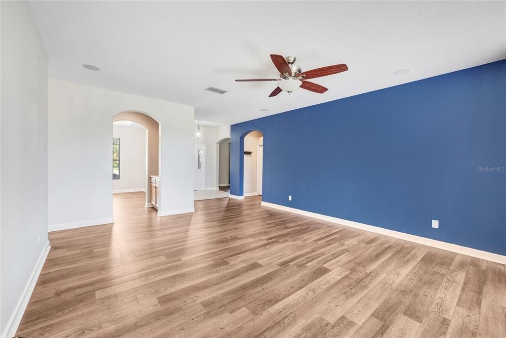 Active With Contract: $679,000 (4 beds, 3 baths, 4846 Square Feet)