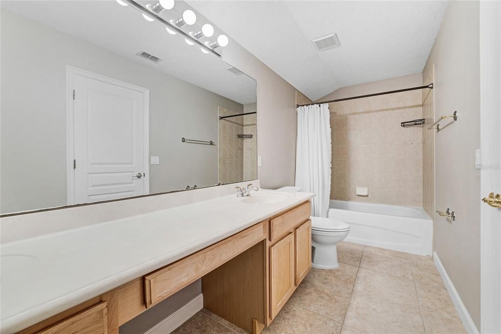 Active With Contract: $679,000 (4 beds, 3 baths, 4846 Square Feet)