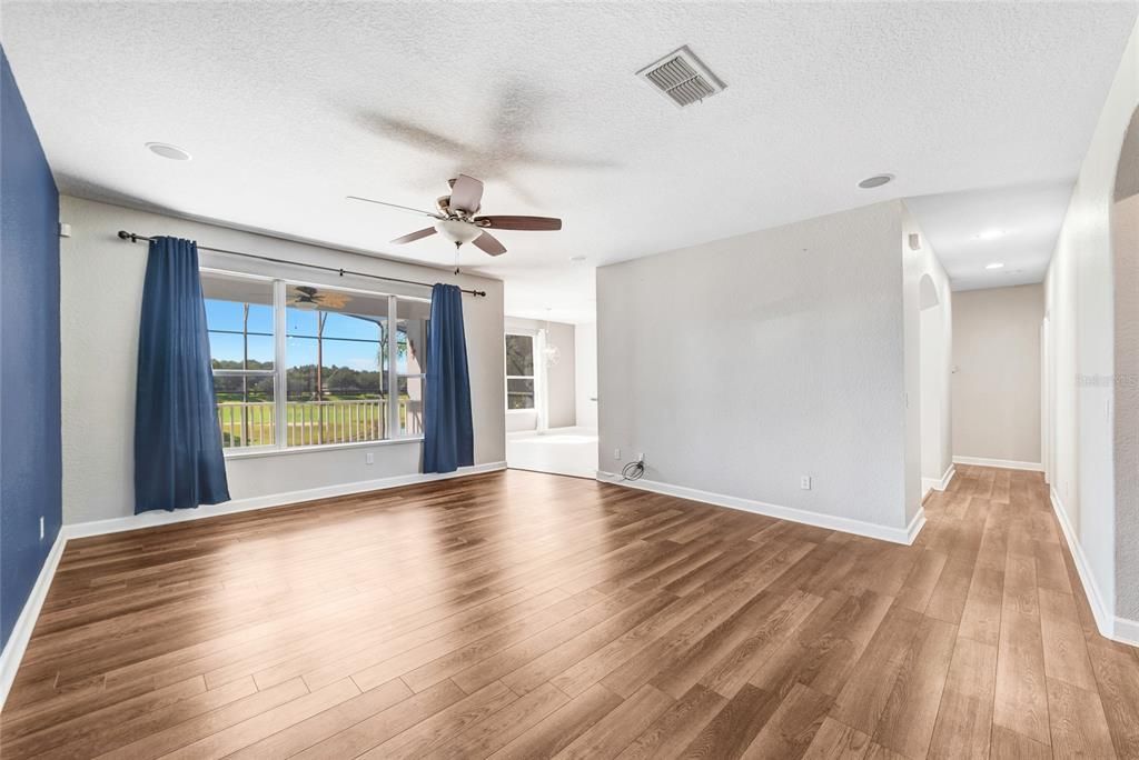 Active With Contract: $679,000 (4 beds, 3 baths, 4846 Square Feet)