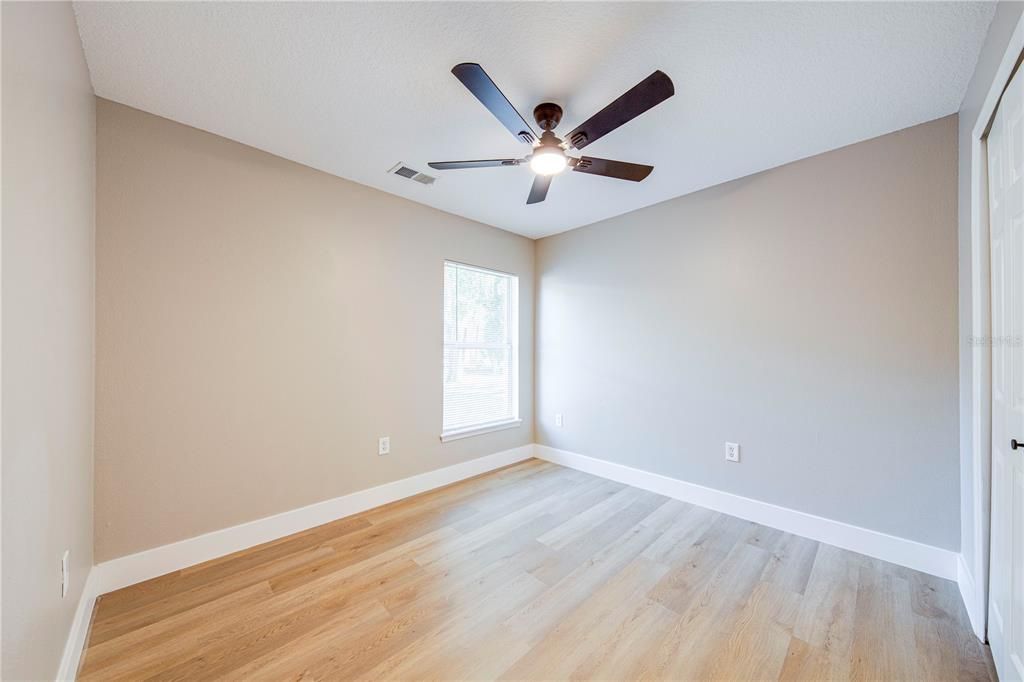 En Venta: $279,900 (3 camas, 2 baños, 1421 Pies cuadrados)