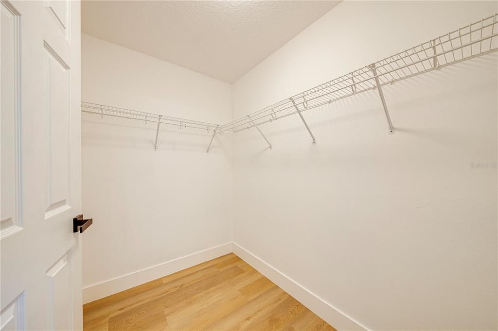 En Venta: $279,900 (3 camas, 2 baños, 1421 Pies cuadrados)