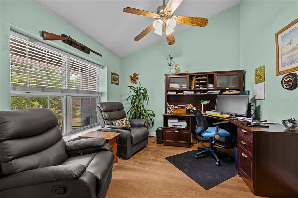 待售: $624,000 (3 贝兹, 2 浴室, 2065 平方英尺)