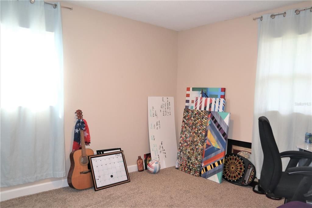 出租: $2,600 (3 贝兹, 2 浴室, 1613 平方英尺)