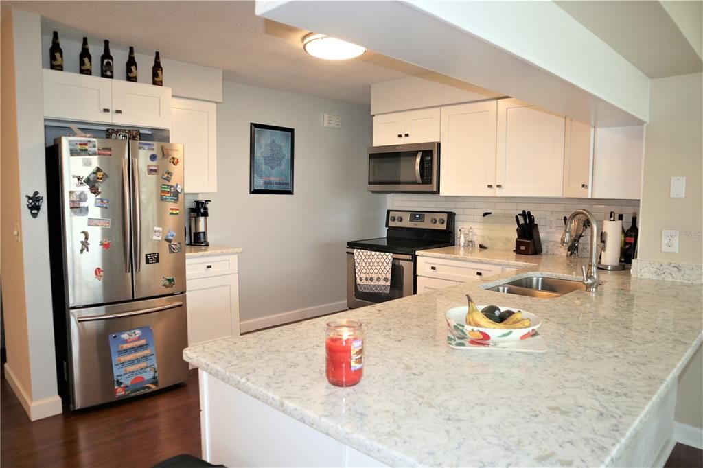 出租: $2,600 (3 贝兹, 2 浴室, 1613 平方英尺)