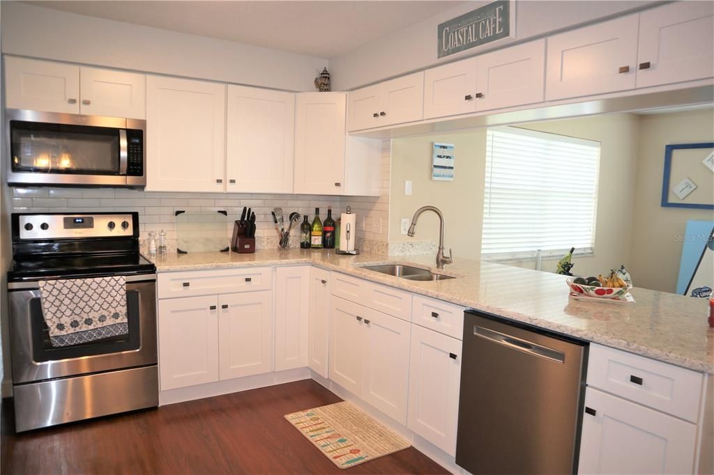 出租: $2,600 (3 贝兹, 2 浴室, 1613 平方英尺)