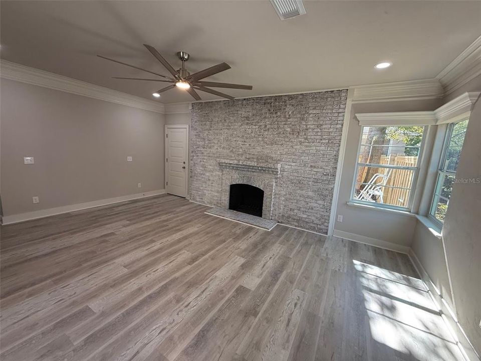 На продажу: $469,000 (4 спален, 3 ванн, 1751 Квадратных фут)