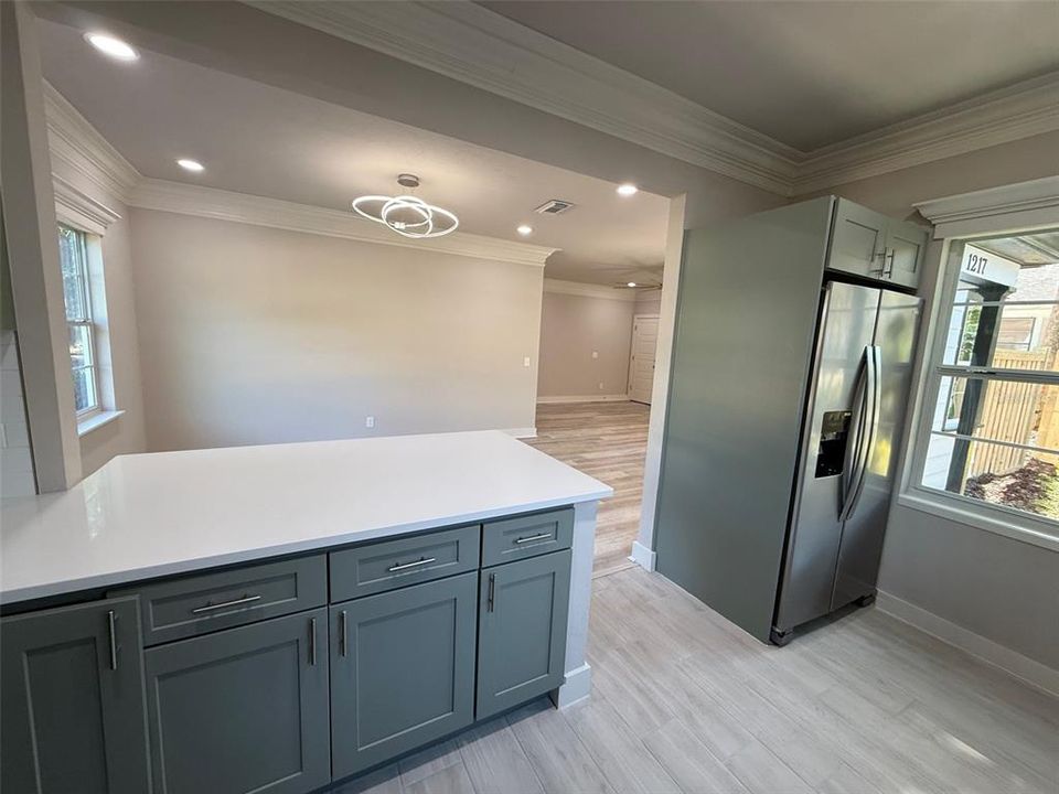 На продажу: $469,000 (4 спален, 3 ванн, 1751 Квадратных фут)