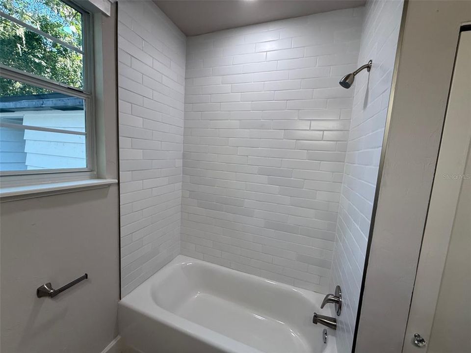 На продажу: $469,000 (4 спален, 3 ванн, 1751 Квадратных фут)