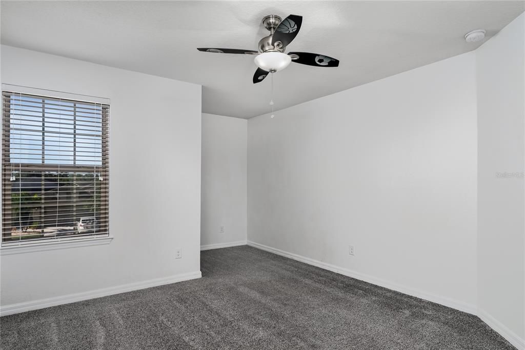 待售: $549,500 (4 贝兹, 2 浴室, 3211 平方英尺)