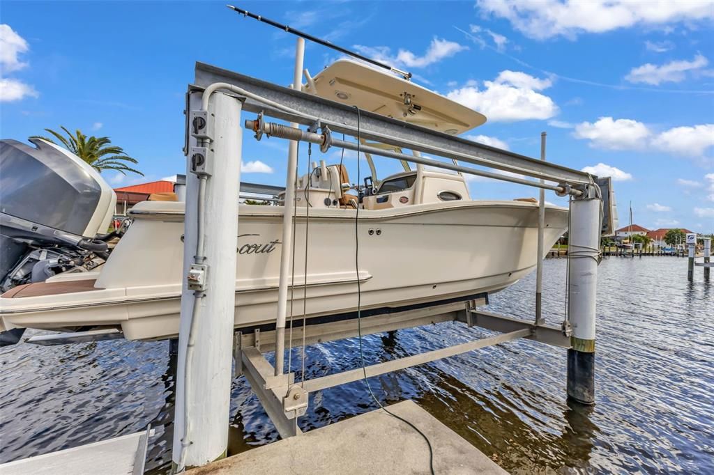 For Sale: $775,000 (3 beds, 2 baths, 1776 Square Feet)