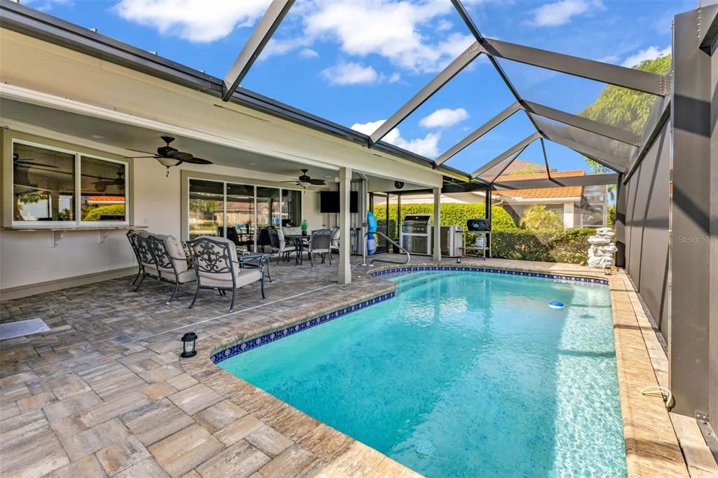 For Sale: $775,000 (3 beds, 2 baths, 1776 Square Feet)