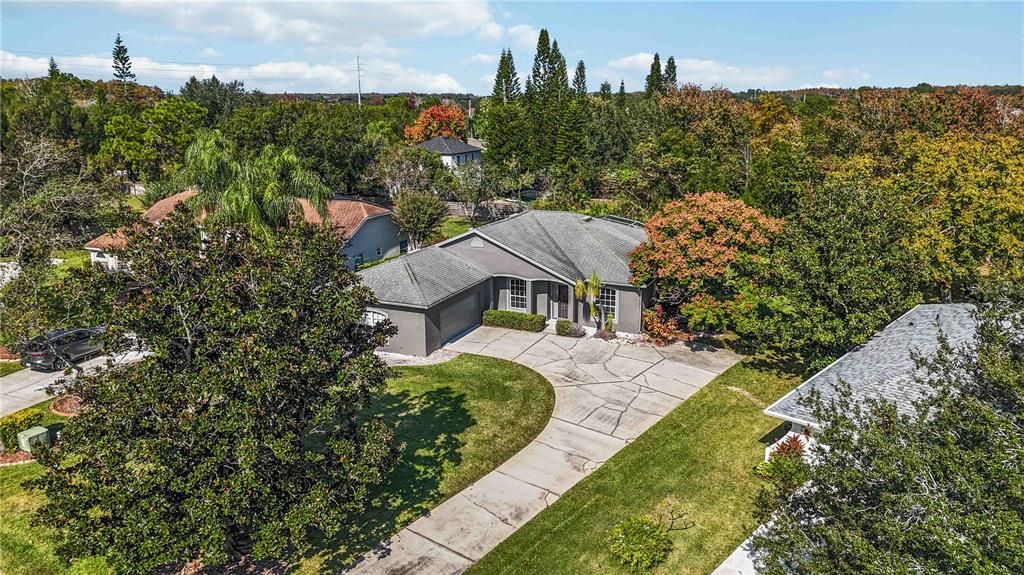 Activo con contrato: $450,000 (3 camas, 2 baños, 2054 Pies cuadrados)