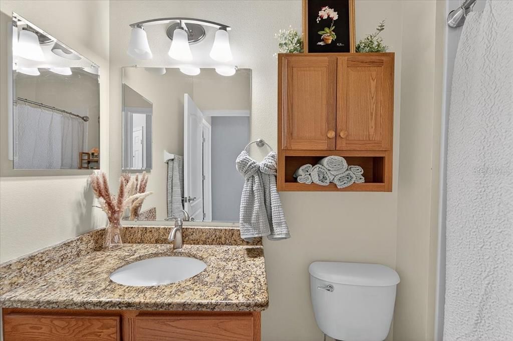 Active With Contract: $269,990 (2 beds, 2 baths, 1260 Square Feet)