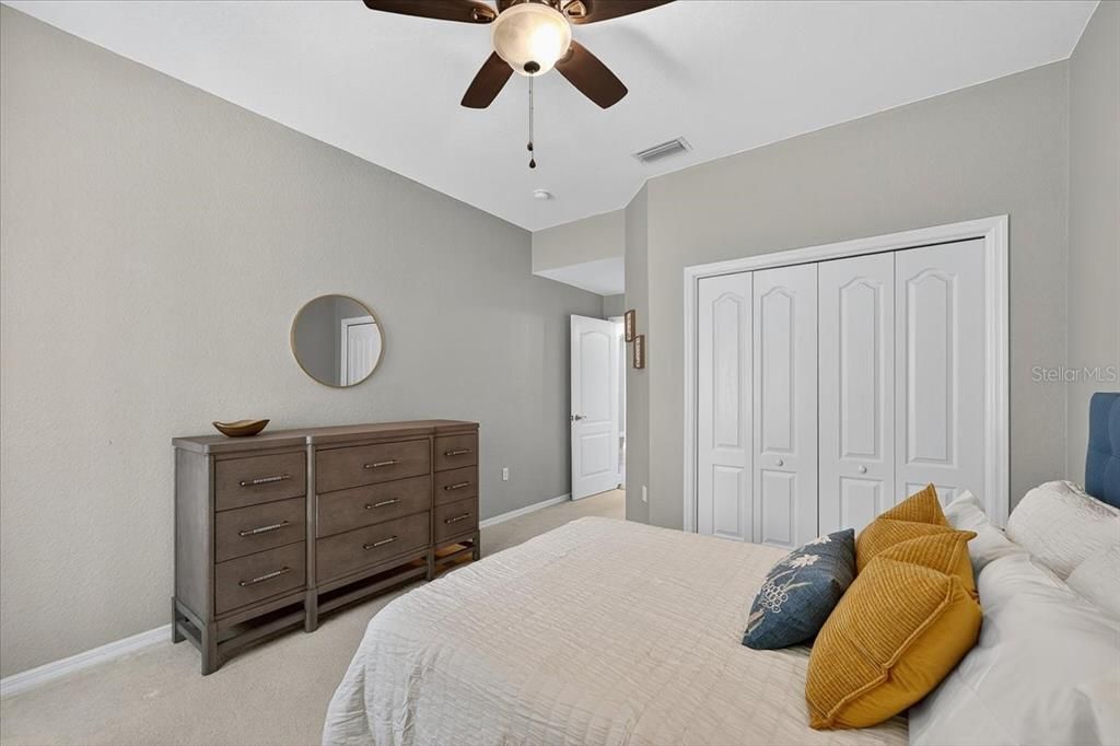 Active With Contract: $269,990 (2 beds, 2 baths, 1260 Square Feet)