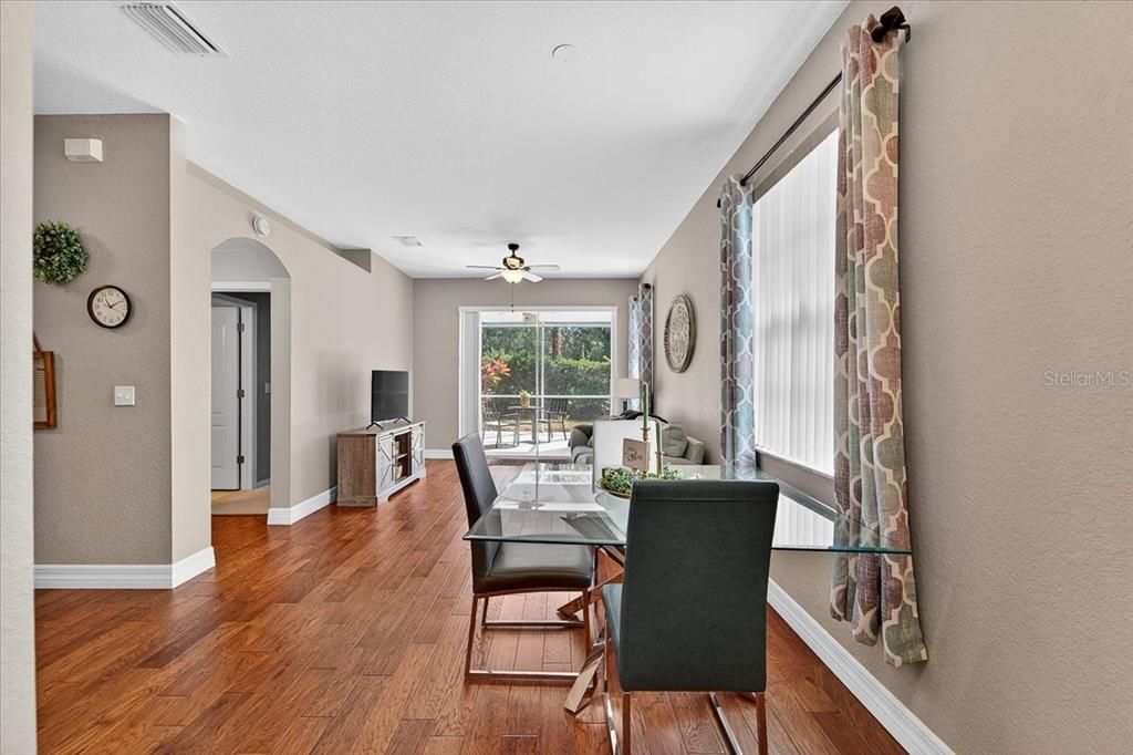 Active With Contract: $269,990 (2 beds, 2 baths, 1260 Square Feet)