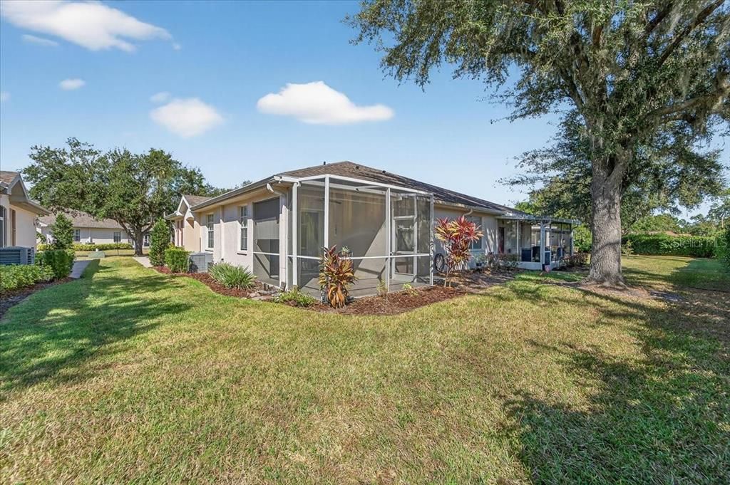 Active With Contract: $269,990 (2 beds, 2 baths, 1260 Square Feet)