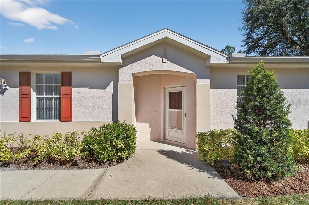 Active With Contract: $269,990 (2 beds, 2 baths, 1260 Square Feet)