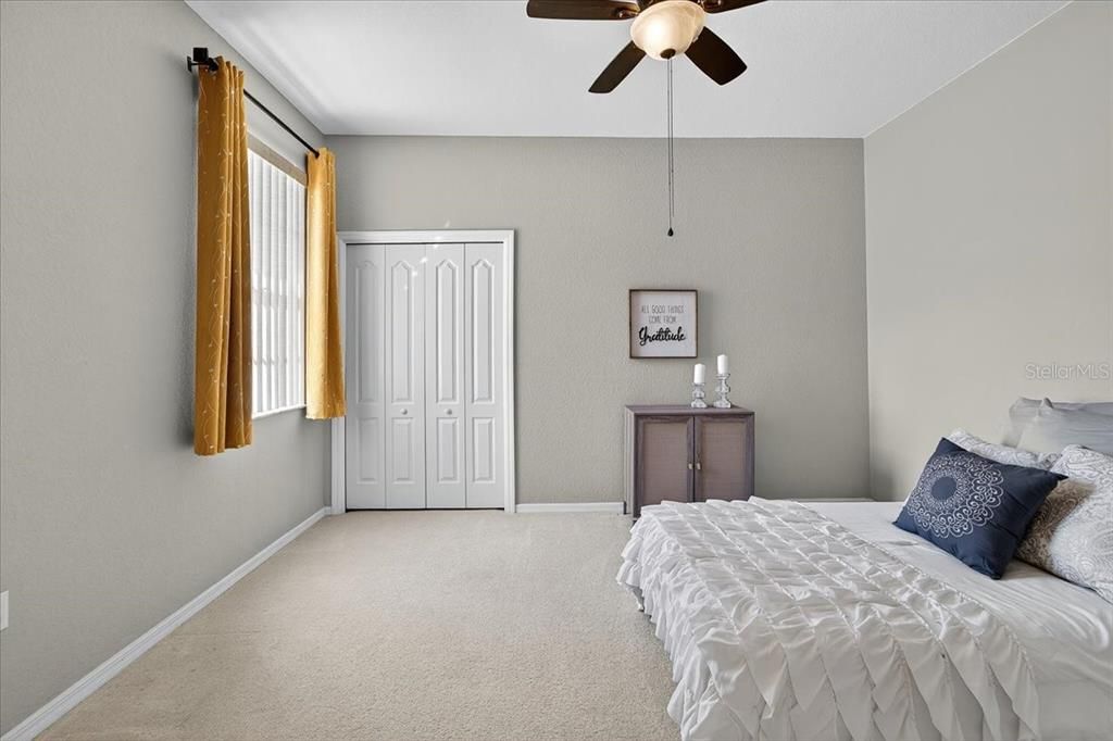 Active With Contract: $269,990 (2 beds, 2 baths, 1260 Square Feet)