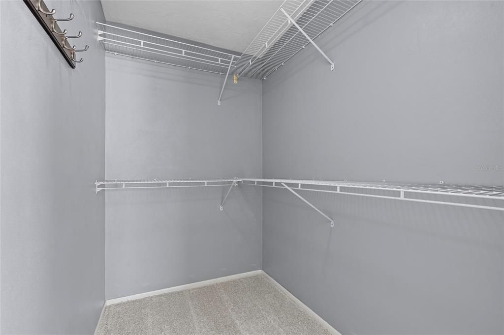 For Rent: $3,600 (4 beds, 2 baths, 1843 Square Feet)