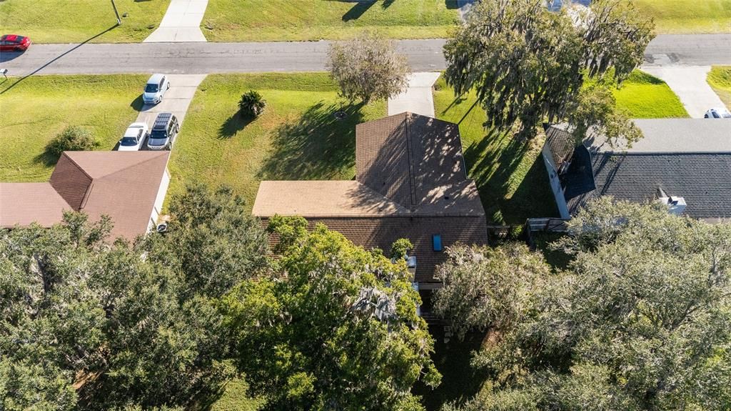 For Sale: $274,000 (3 beds, 2 baths, 1581 Square Feet)