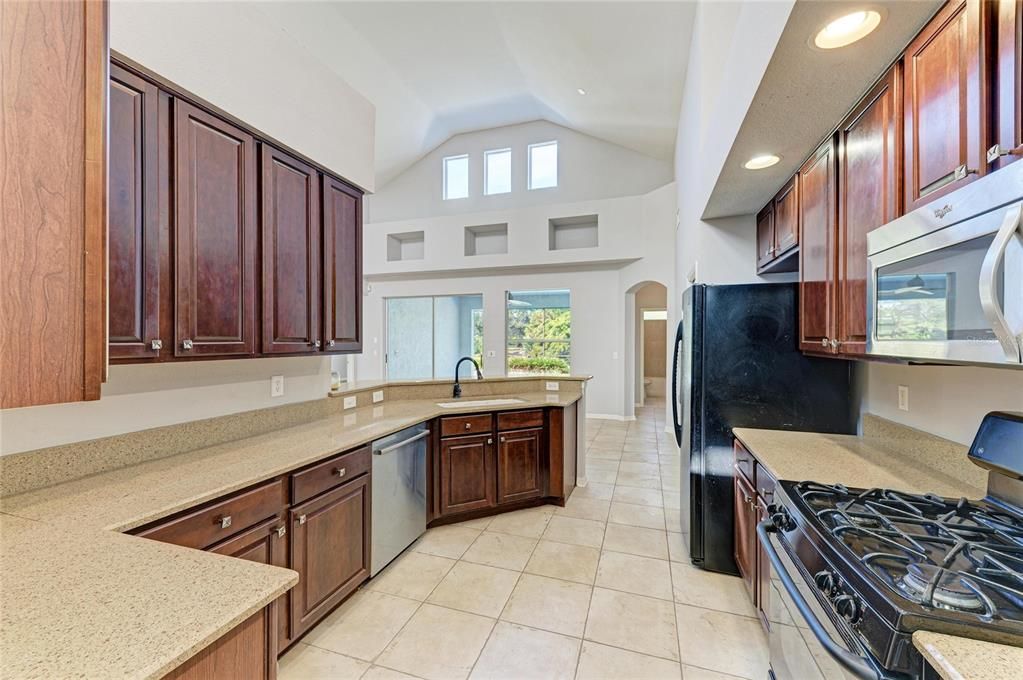 For Sale: $499,000 (4 beds, 2 baths, 2694 Square Feet)