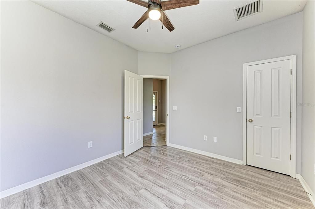 For Sale: $499,000 (4 beds, 2 baths, 2694 Square Feet)