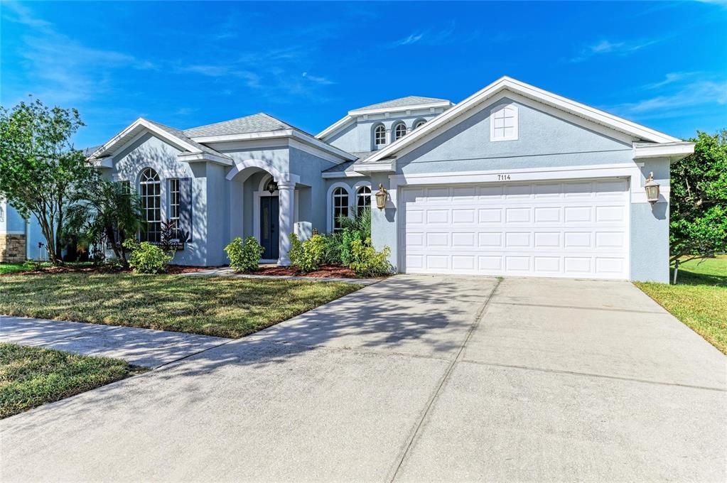 For Sale: $499,000 (4 beds, 2 baths, 2694 Square Feet)