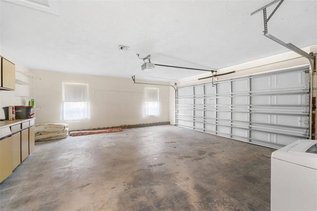 For Sale: $284,900 (3 beds, 2 baths, 1310 Square Feet)