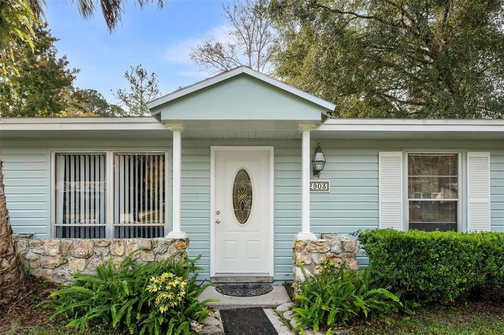 For Sale: $284,900 (3 beds, 2 baths, 1310 Square Feet)