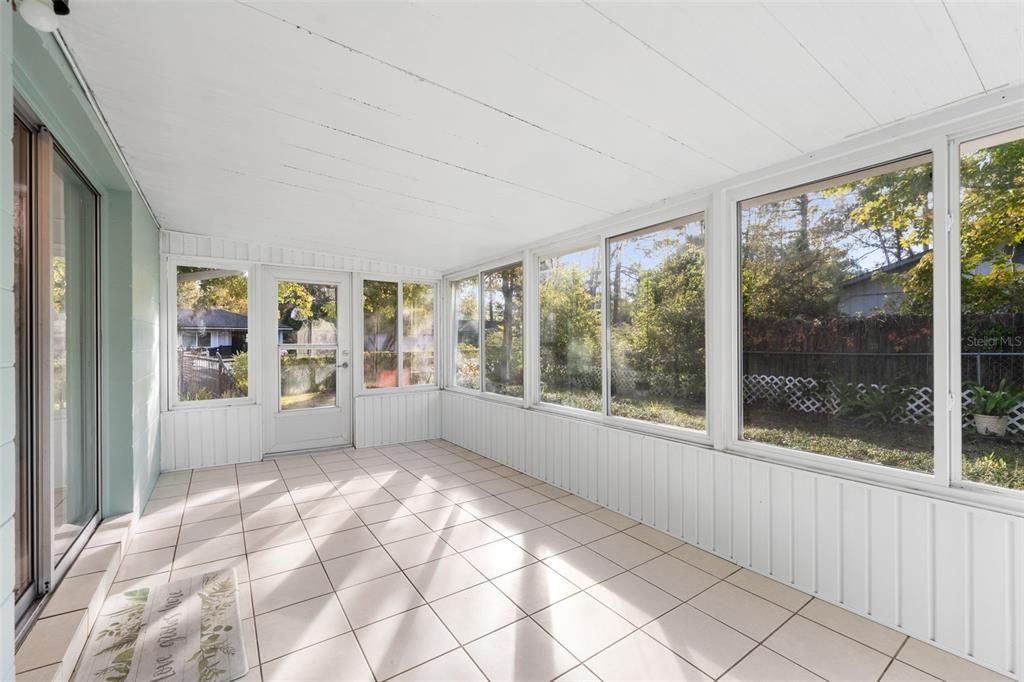 For Sale: $284,900 (3 beds, 2 baths, 1310 Square Feet)