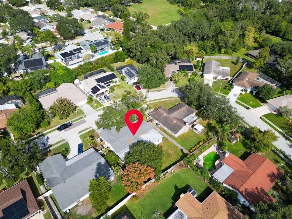 合同活跃: $465,000 (4 贝兹, 2 浴室, 2115 平方英尺)