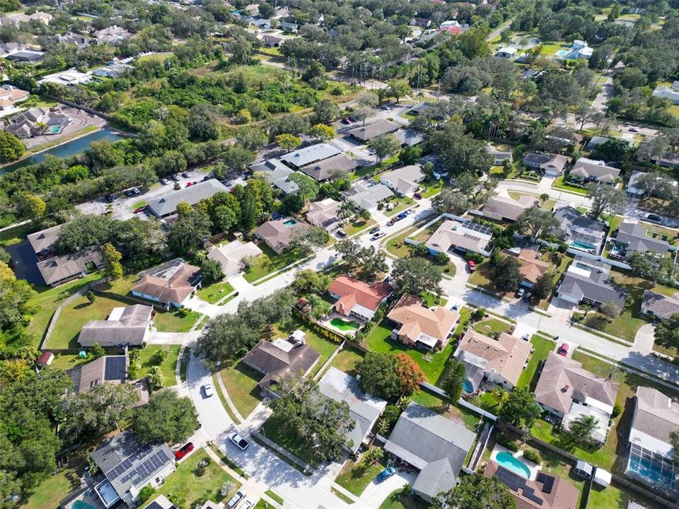 合同活跃: $465,000 (4 贝兹, 2 浴室, 2115 平方英尺)