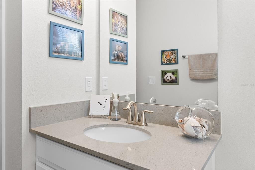 For Sale: $450,000 (3 beds, 2 baths, 1717 Square Feet)