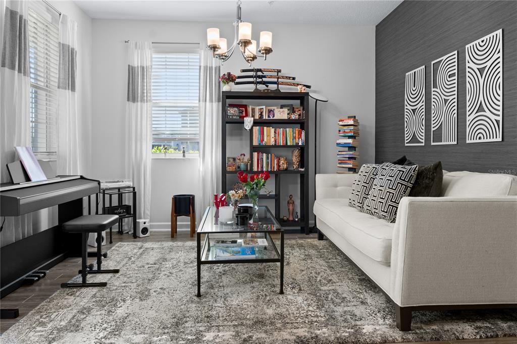 For Sale: $450,000 (3 beds, 2 baths, 1717 Square Feet)