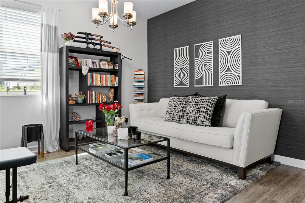 For Sale: $450,000 (3 beds, 2 baths, 1717 Square Feet)