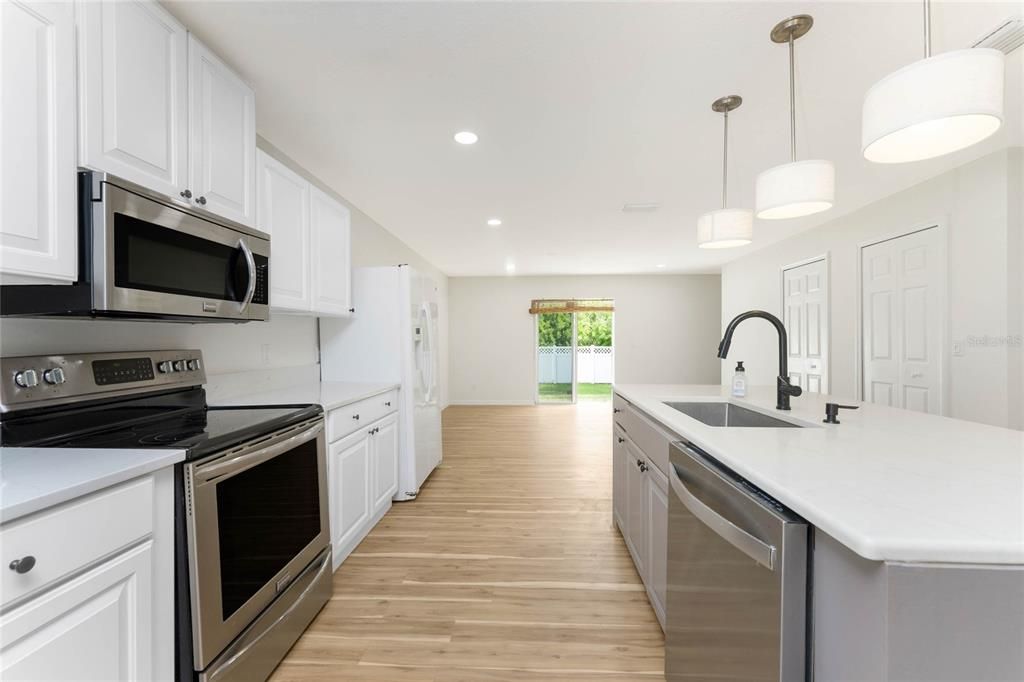 Active With Contract: $259,000 (4 beds, 2 baths, 1908 Square Feet)