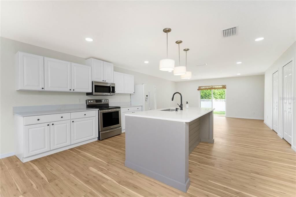 Active With Contract: $259,000 (4 beds, 2 baths, 1908 Square Feet)