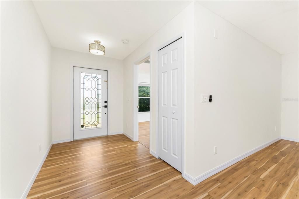 Active With Contract: $259,000 (4 beds, 2 baths, 1908 Square Feet)