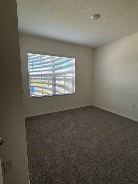 For Rent: $2,600 (4 beds, 2 baths, 1830 Square Feet)