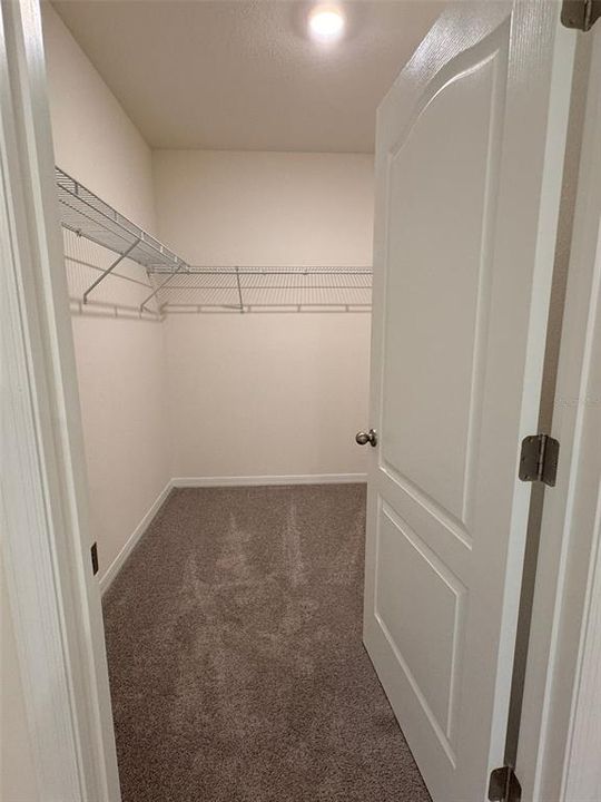 For Rent: $2,600 (4 beds, 2 baths, 1830 Square Feet)