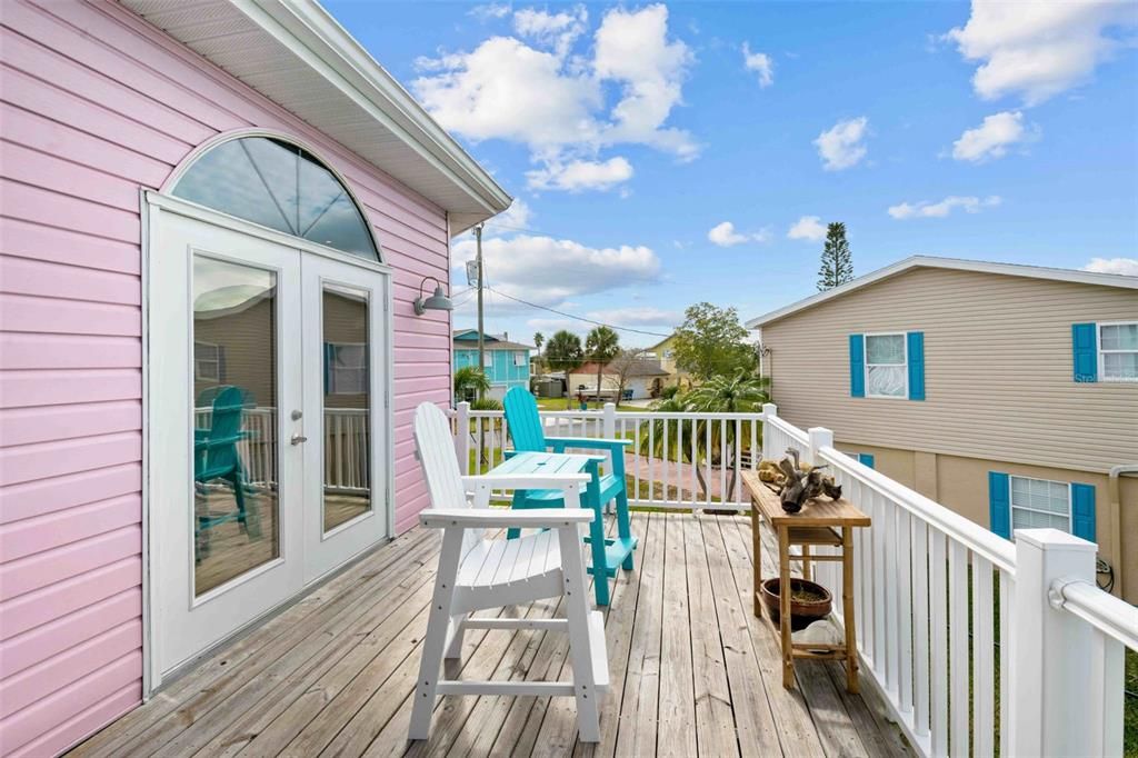 For Sale: $535,000 (2 beds, 2 baths, 1392 Square Feet)