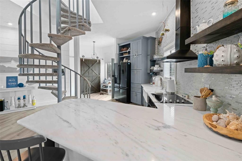 For Sale: $535,000 (2 beds, 2 baths, 1392 Square Feet)