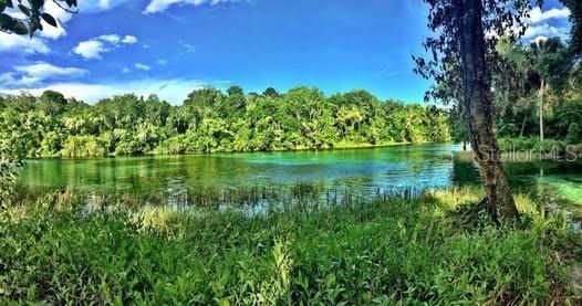 待售: $84,837 (1.74 acres)