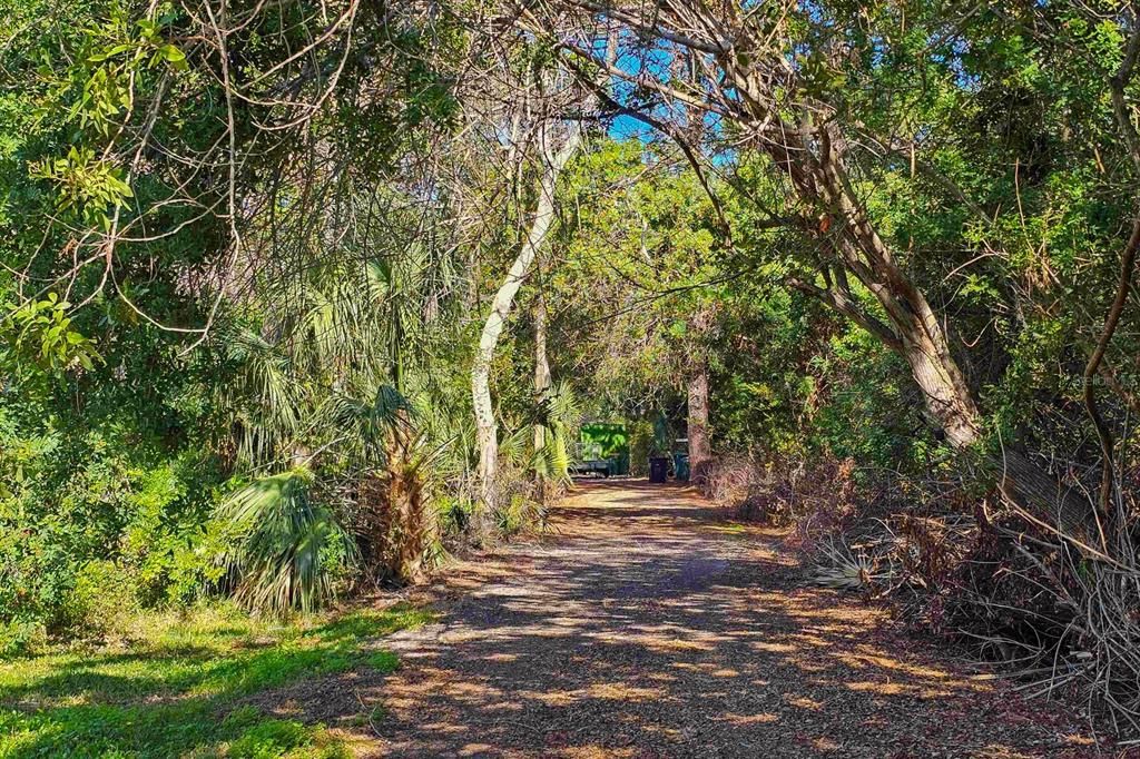 For Rent: $2,400 (3 beds, 2 baths, 1865 Square Feet)