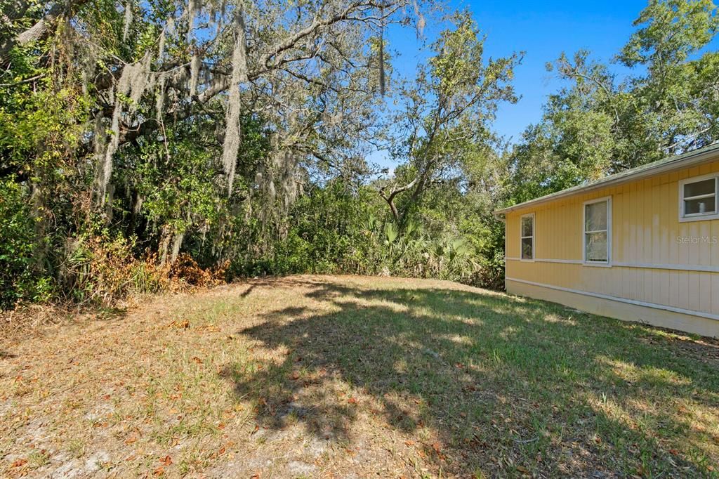 For Rent: $2,400 (3 beds, 2 baths, 1865 Square Feet)