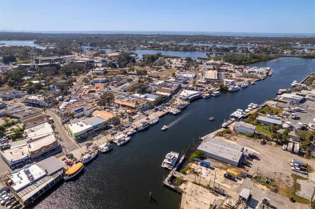 For Rent: $2,400 (3 beds, 2 baths, 1865 Square Feet)