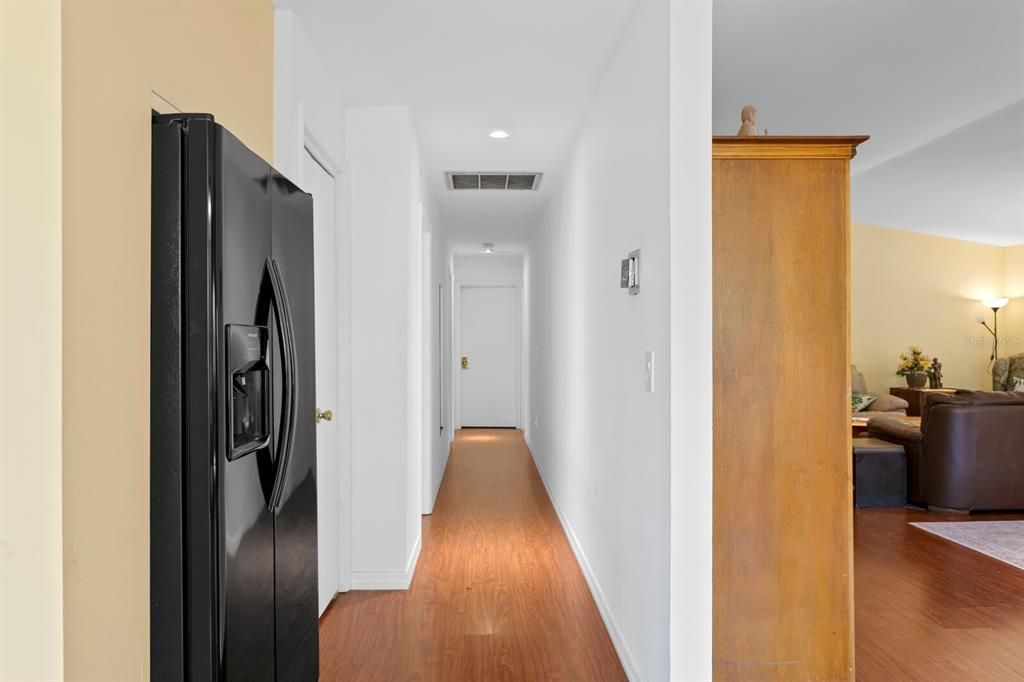 For Rent: $2,400 (3 beds, 2 baths, 1865 Square Feet)